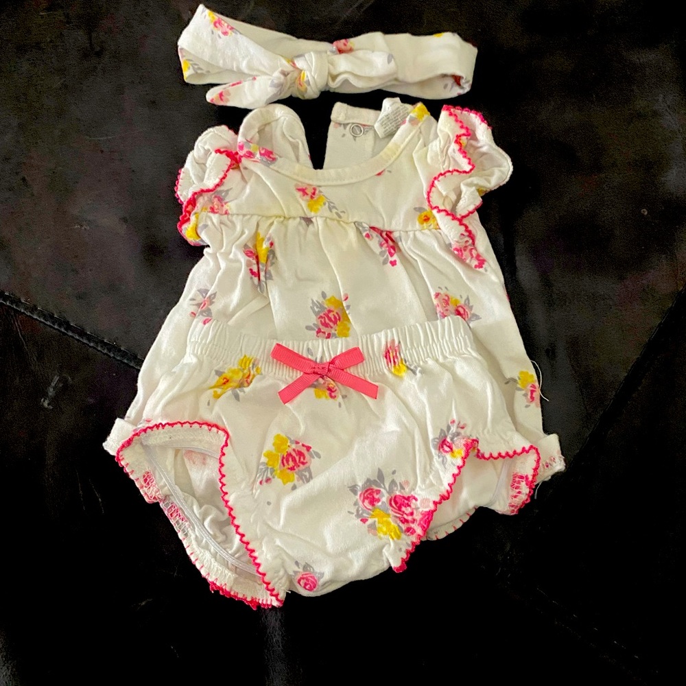 3 piece NB baby girl outfit